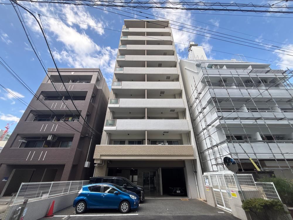 2LDK apartment in Hakata Ward, Fukuoka - Photo 1