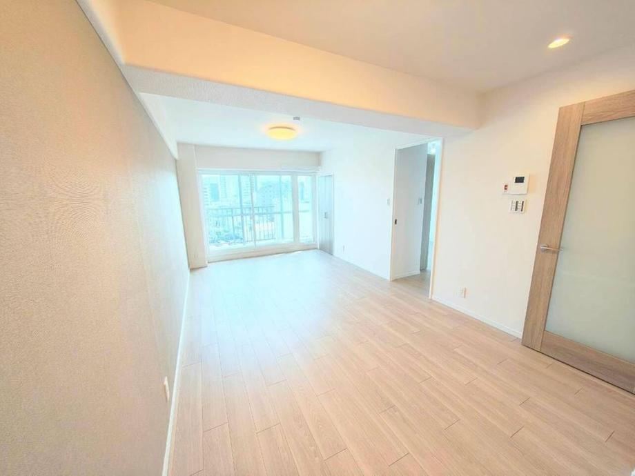 1LDK+S apartment in Yodogawa Ward, Osaka - Photo 1
