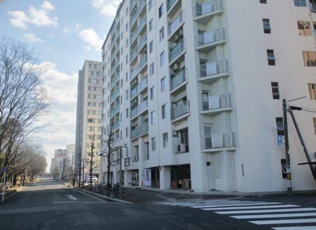 2LDK apartment in Nishi Ward, Hiroshima - Photo 1