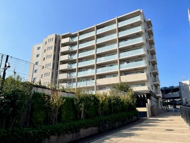 3LDK apartment in Asaka, Saitama - Photo 1