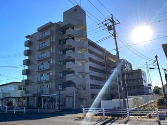 3LDK apartment in Kitakatsushika District