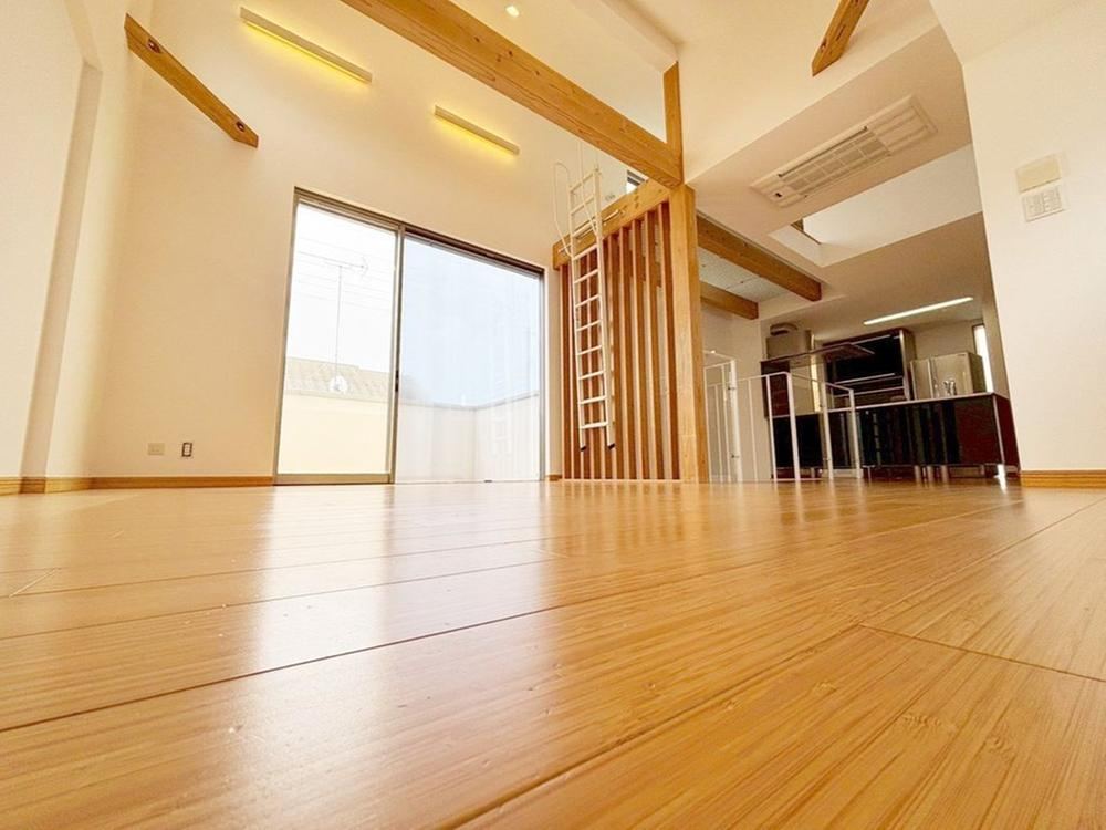 2LDK house in Mitaka, Tokyo - Photo 1