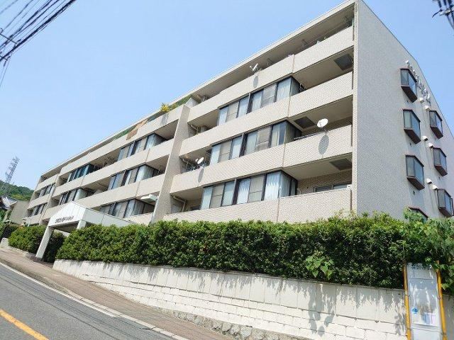 3LDK apartment in Nishi Ward, Hiroshima - Photo 1