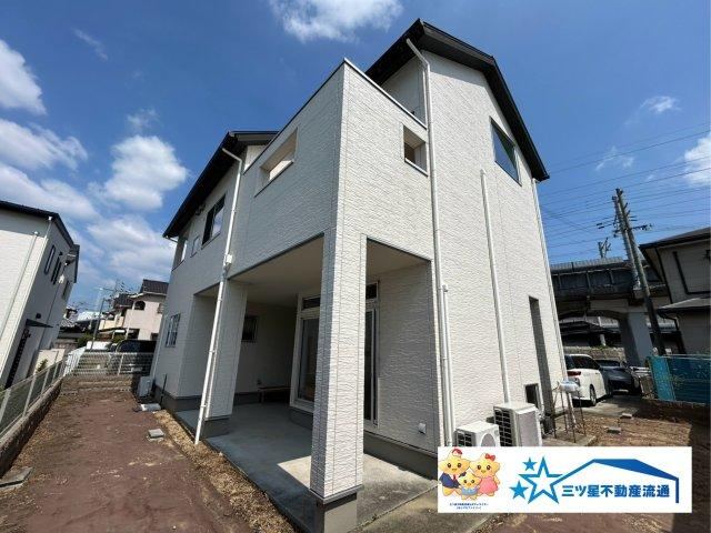 4LDK house in Himeji, Hyogo - Photo 1