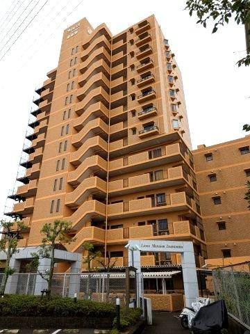 2LDK+S apartment in Izumisano, Osaka - Photo 1