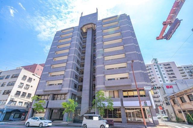 3LDK apartment in Kokurakita Ward, Kitakyushu, Fukuoka - Photo 1