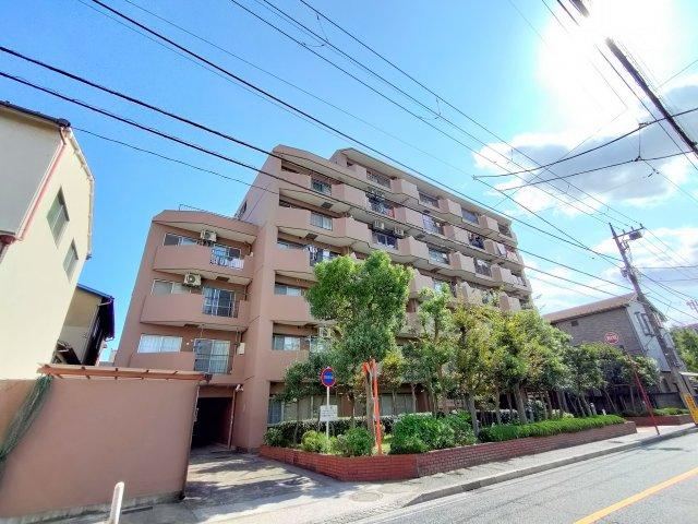 3LDK apartment in Edogawa Ward, Tokyo - Photo 1