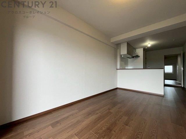 3LDK apartment in Itami, Hyogo - Photo 1
