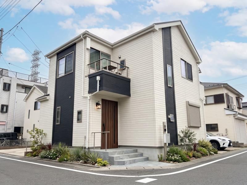 4LDK house in Yashio, Saitama - Photo 1