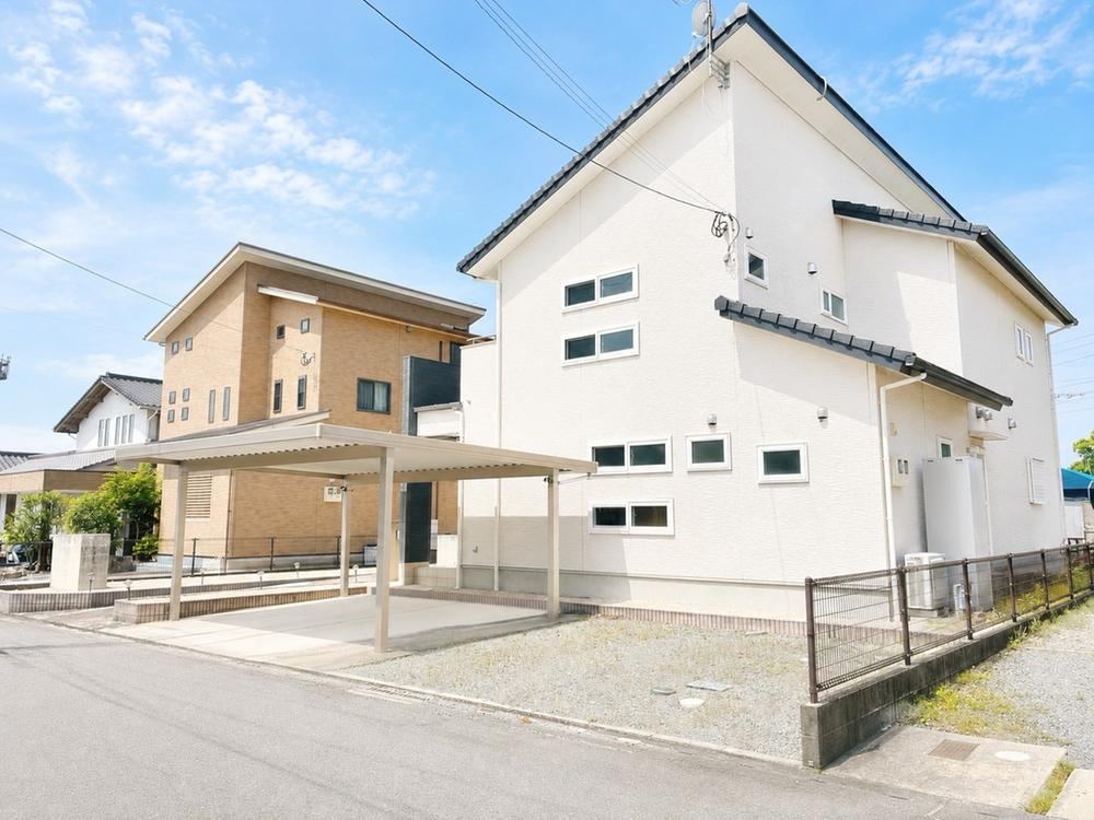 4LDK house in Yoshinogari, Kanzaki District, Saga - Photo 1