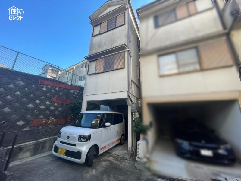 5DK house in Hirakata, Osaka - Photo 1