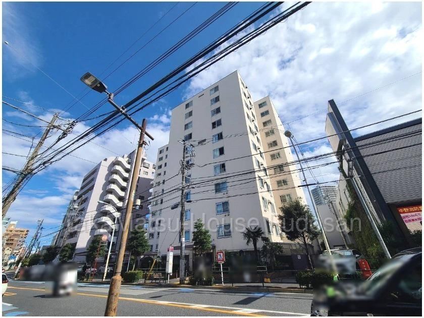2LDK apartment in Nakano Ward, Tokyo - Photo 1