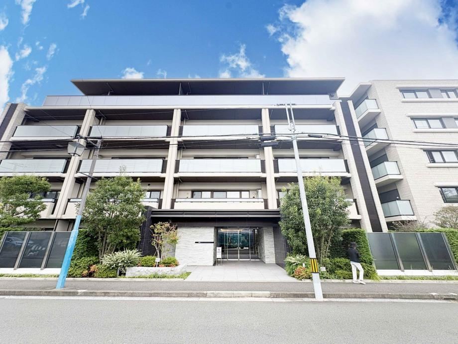 3LDK apartment in Kohoku Ward, Yokohama, Kanagawa - Photo 1