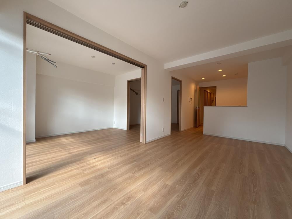 2LDK+S apartment in Ibaraki, Osaka - Photo 1