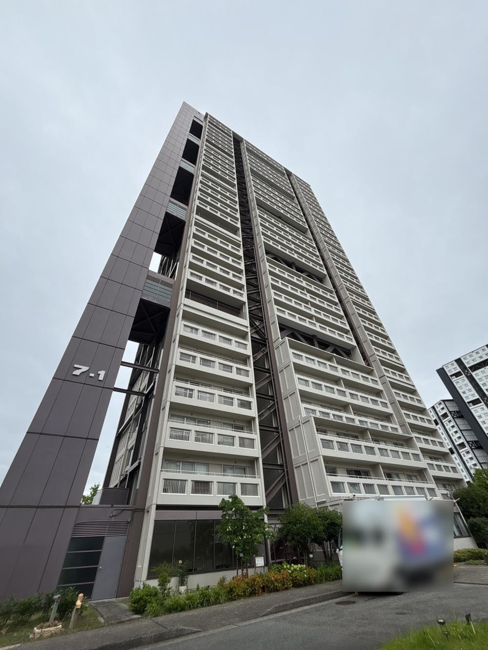 3LDK+S apartment in Ashiya, Hyogo - Photo 1