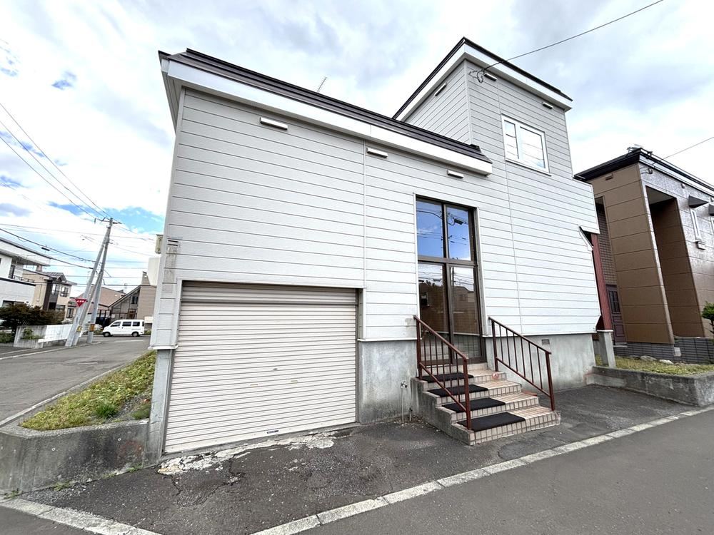 4LDK house in Kiyota Ward, Sapporo, Hokkaido - Photo 1