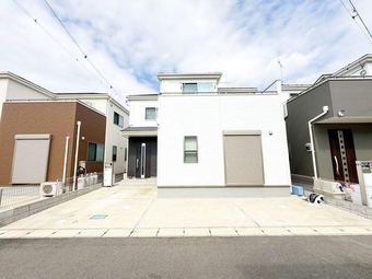 44LDK house in Ayase