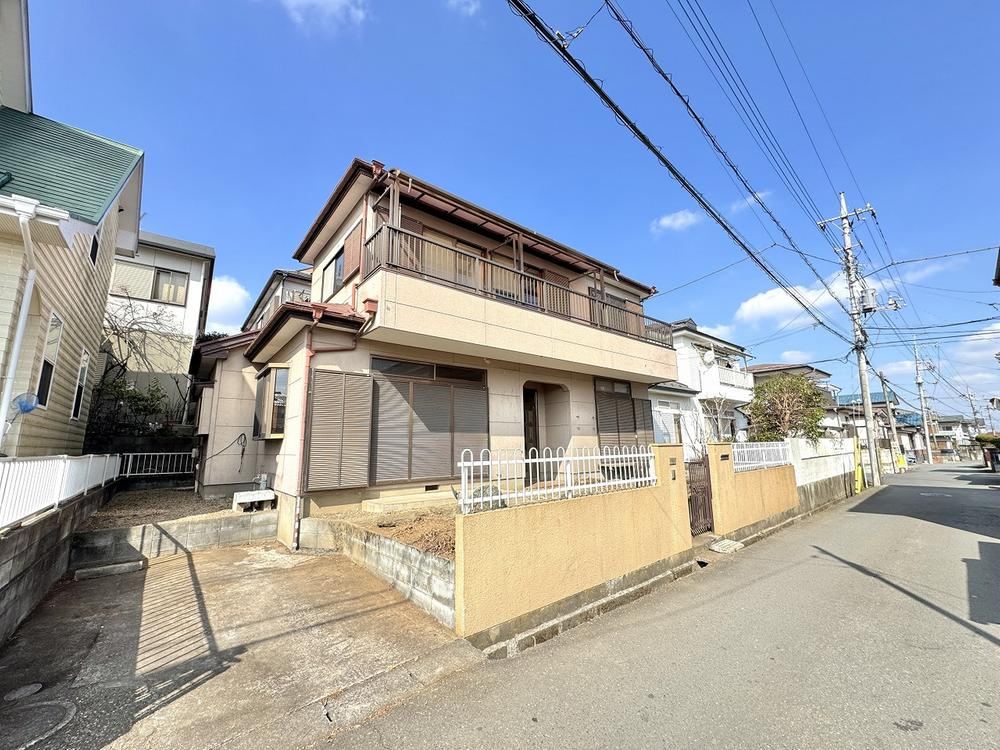 4LDK+S house in Hidaka, Saitama - Photo 1