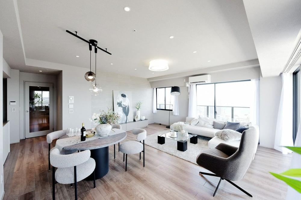3LDK apartment in Chuo Ward, Kobe, Hyogo - Photo 1