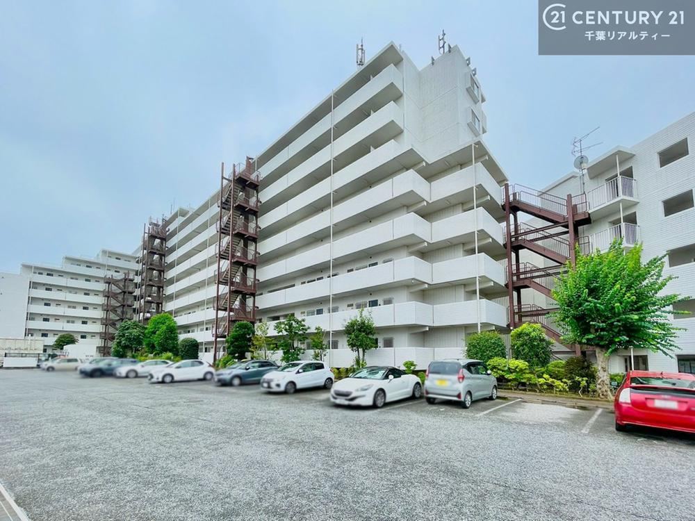 4LDK apartment in Ichihara, Chiba - Photo 1