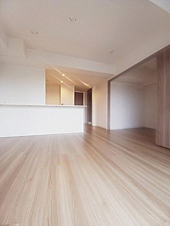3LDK apartment in Iwatsuki Ward