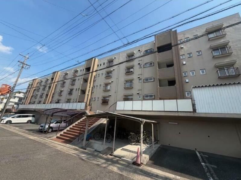 4LDK apartment in Meito Ward, Nagoya, Aichi - Photo 1