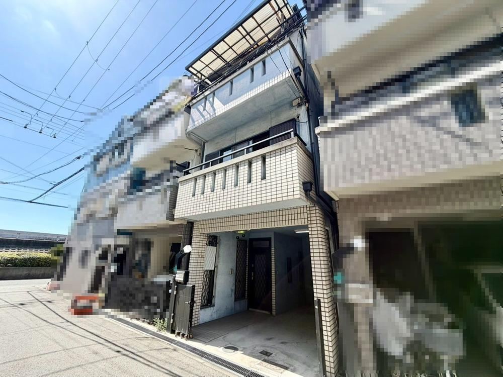 4LDK house in Suminoe Ward, Osaka - Photo 1