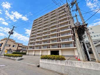 4DK apartment in Hirosaki