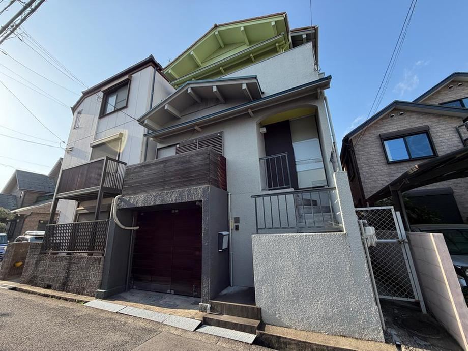 4LDK house in Habikino, Osaka - Photo 1