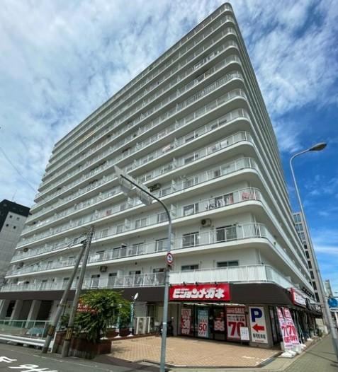 1LDK apartment in Yodogawa Ward, Osaka - Photo 1