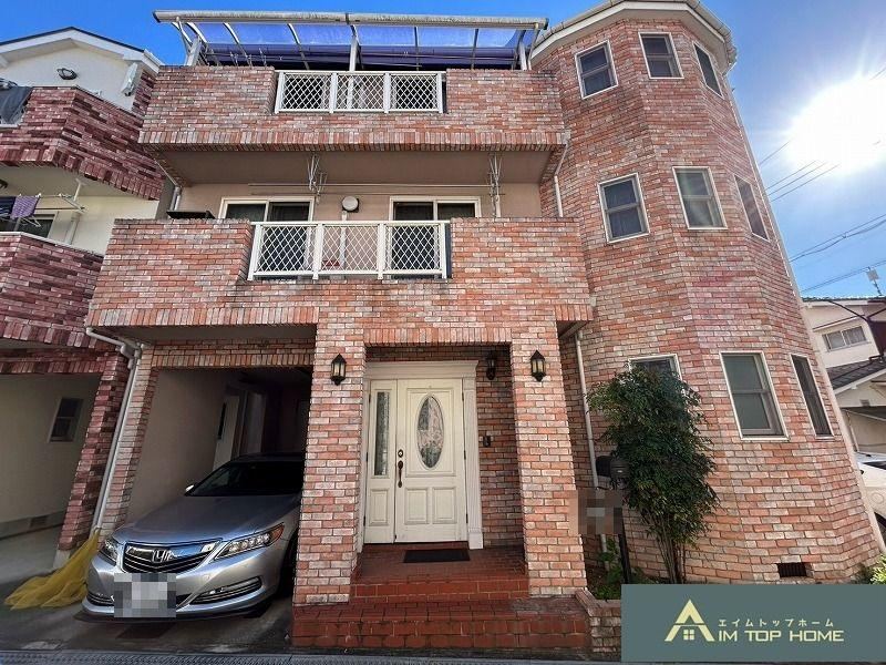 5LDK house in Higashiosaka, Osaka - Photo 1