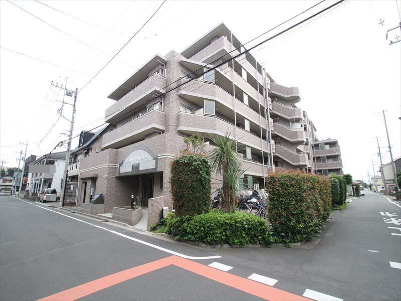 3LDK apartment in Asaka, Saitama - Photo 1
