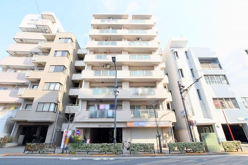 2LDK+S apartment in Arakawa Ward, Tokyo - Photo 1