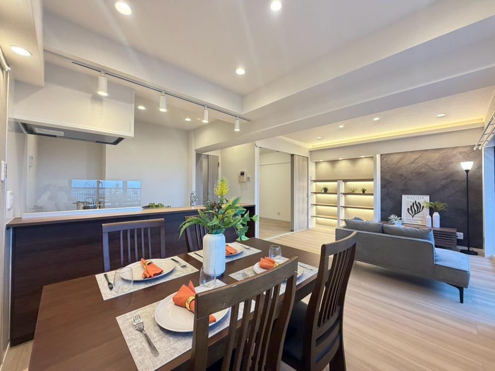 3LDK apartment in Isogo Ward, Yokohama, Kanagawa - Photo 1