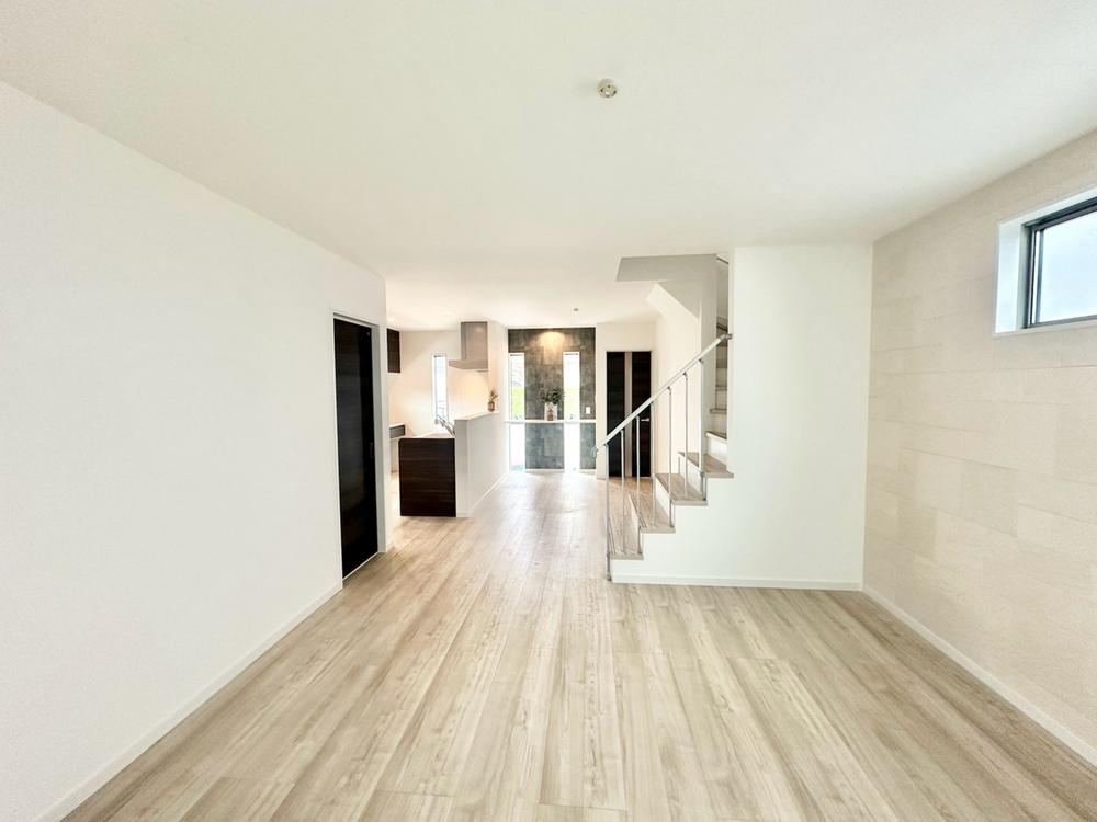 4LDK house in Asakita Ward, Hiroshima - Photo 1