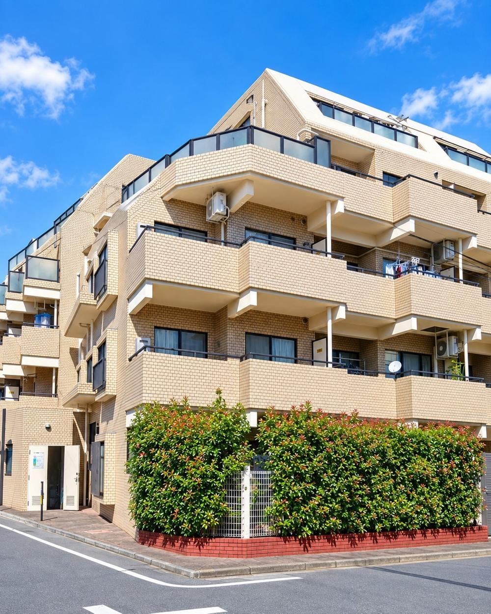 2LDK apartment in Suginami Ward, Tokyo - Photo 1