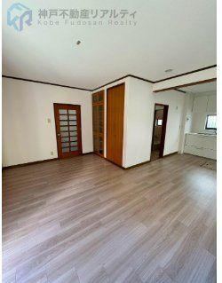 3LDK house in Nagata Ward, Kobe, Hyogo - Photo 1