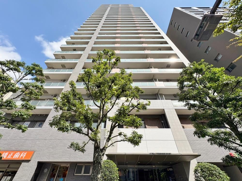 2LDK apartment in Arakawa Ward, Tokyo - Photo 1