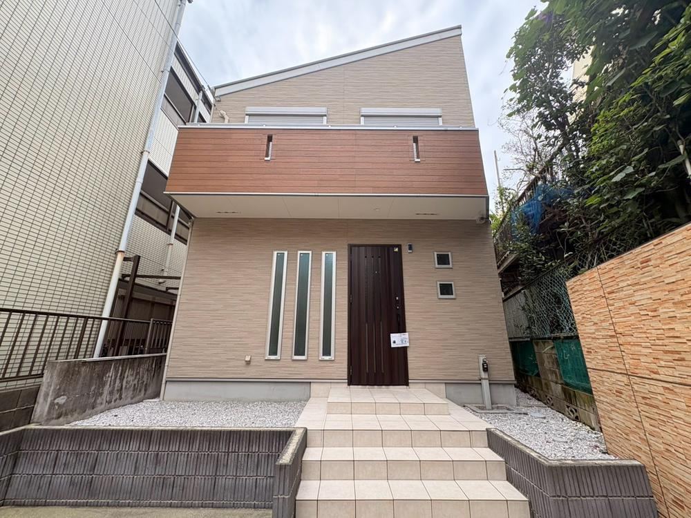 4LDK house in Edogawa Ward, Tokyo - Photo 1