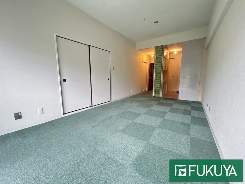 3LDK+S apartment in Toyonaka, Osaka - Photo 1