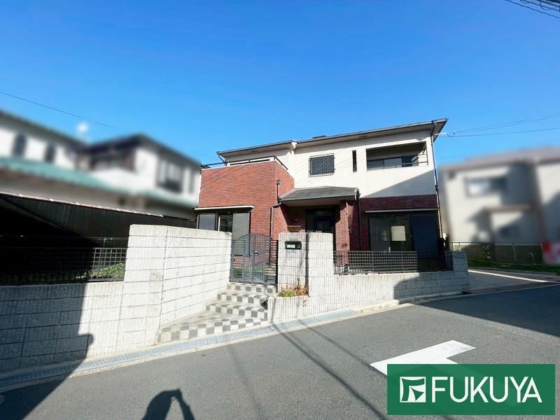 4LDK+S house in Katano, Osaka - Photo 1