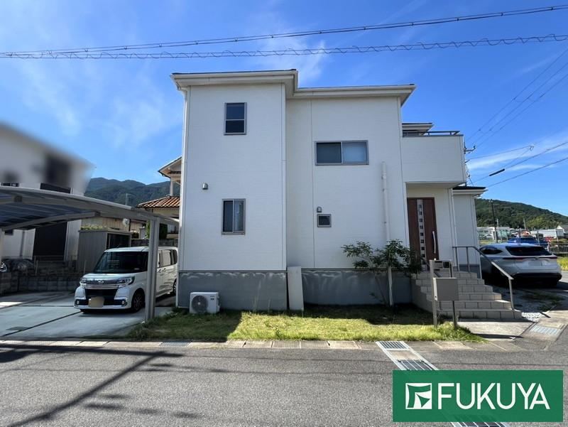 4LDK house in Katsuragi, Nara - Photo 1