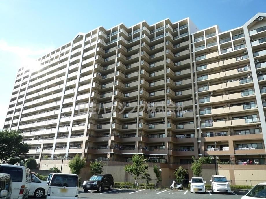 3LDK apartment in Izumi, Osaka - Photo 1