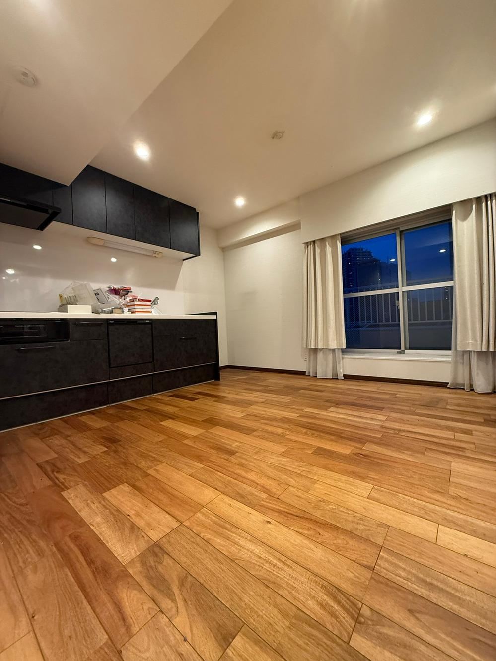 2LDK apartment in Shinagawa Ward, Tokyo - Photo 1