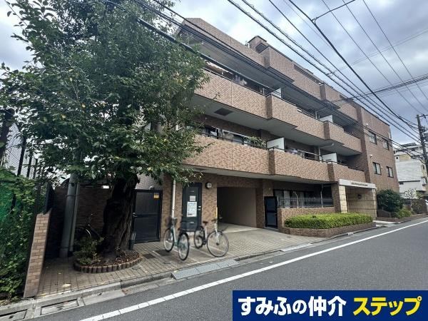 3LDK apartment in Toshima Ward, Tokyo - Photo 1