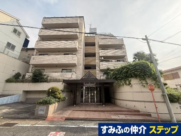 3LDK apartment in Showa Ward, Nagoya, Aichi - Photo 1