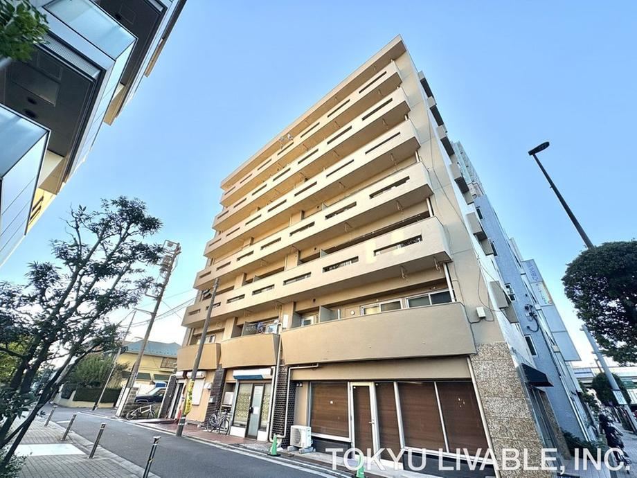 1LDK apartment in Setagaya Ward, Tokyo - Photo 1