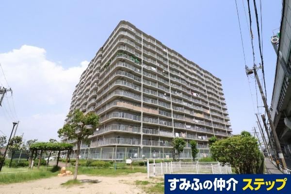 3LDK apartment in Moriguchi, Osaka - Photo 1