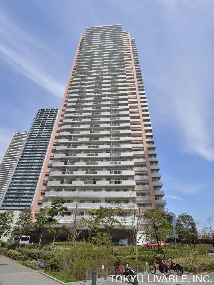 3LDK apartment in Koto Ward, Tokyo - Photo 1