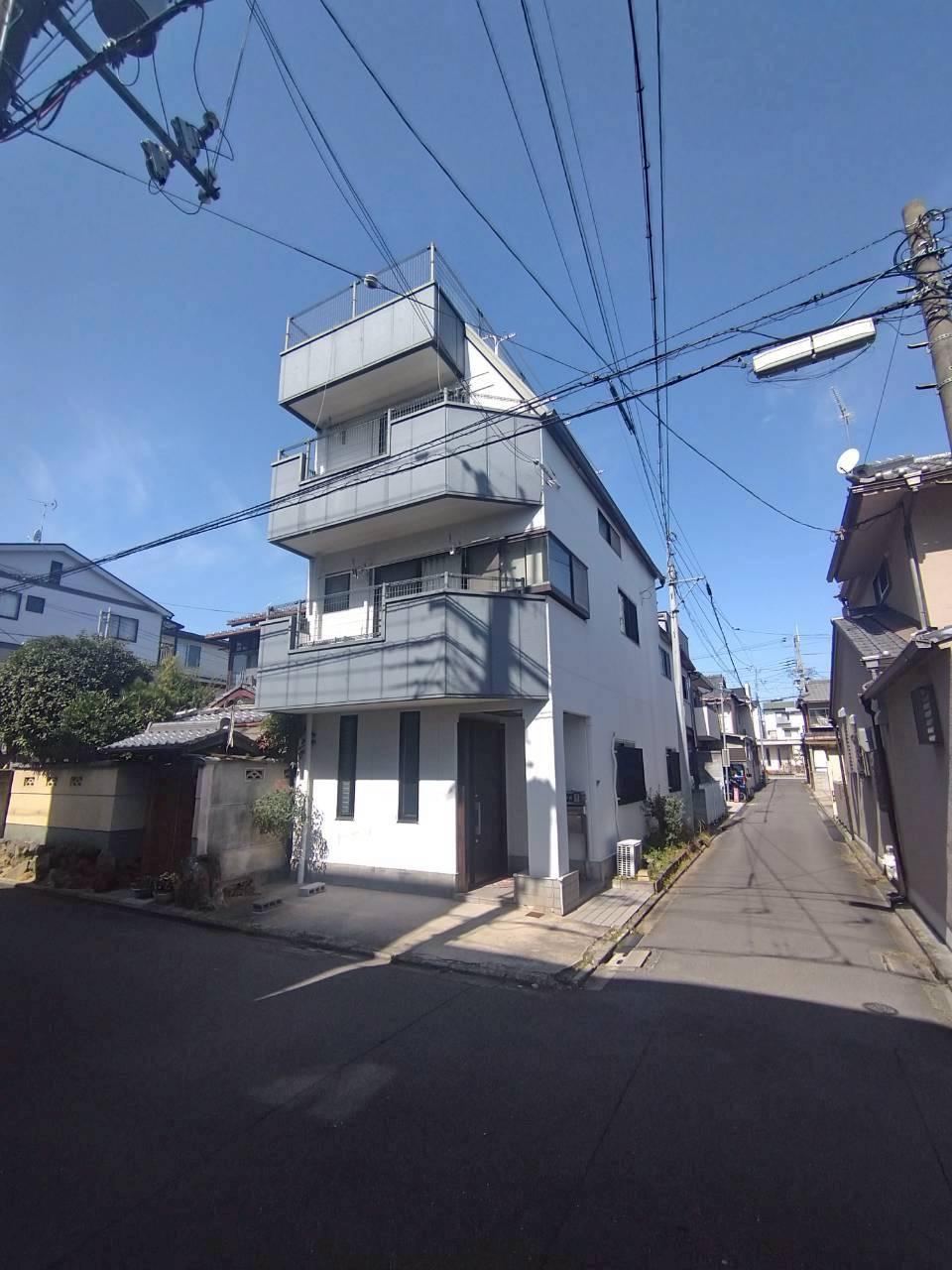 5LDK house in Kita Ward, Kyoto - Photo 1